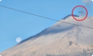 ovni-disco-negro-sobre-el-volcan-en-Mexico.jpg