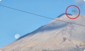 ovni-disco-negro-sobre-el-volcan-en-Mexico.jpg
